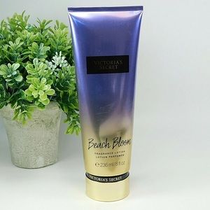 💥SOLD💥New Beach Bloom Victoria’s Secrets Body Lotion Discontinued.